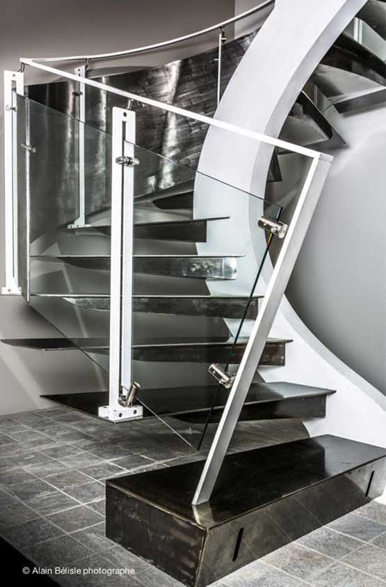Escalier en métal